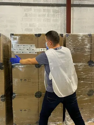 Palés de Y-Brush en cajas